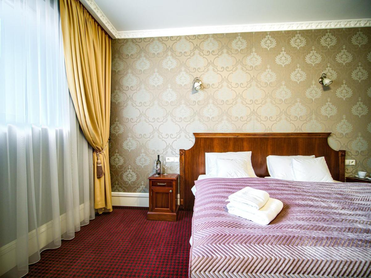 ApartHotel Hubertus Bialystok Bagian luar foto