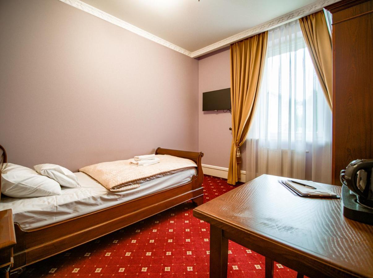 ApartHotel Hubertus Bialystok Bagian luar foto