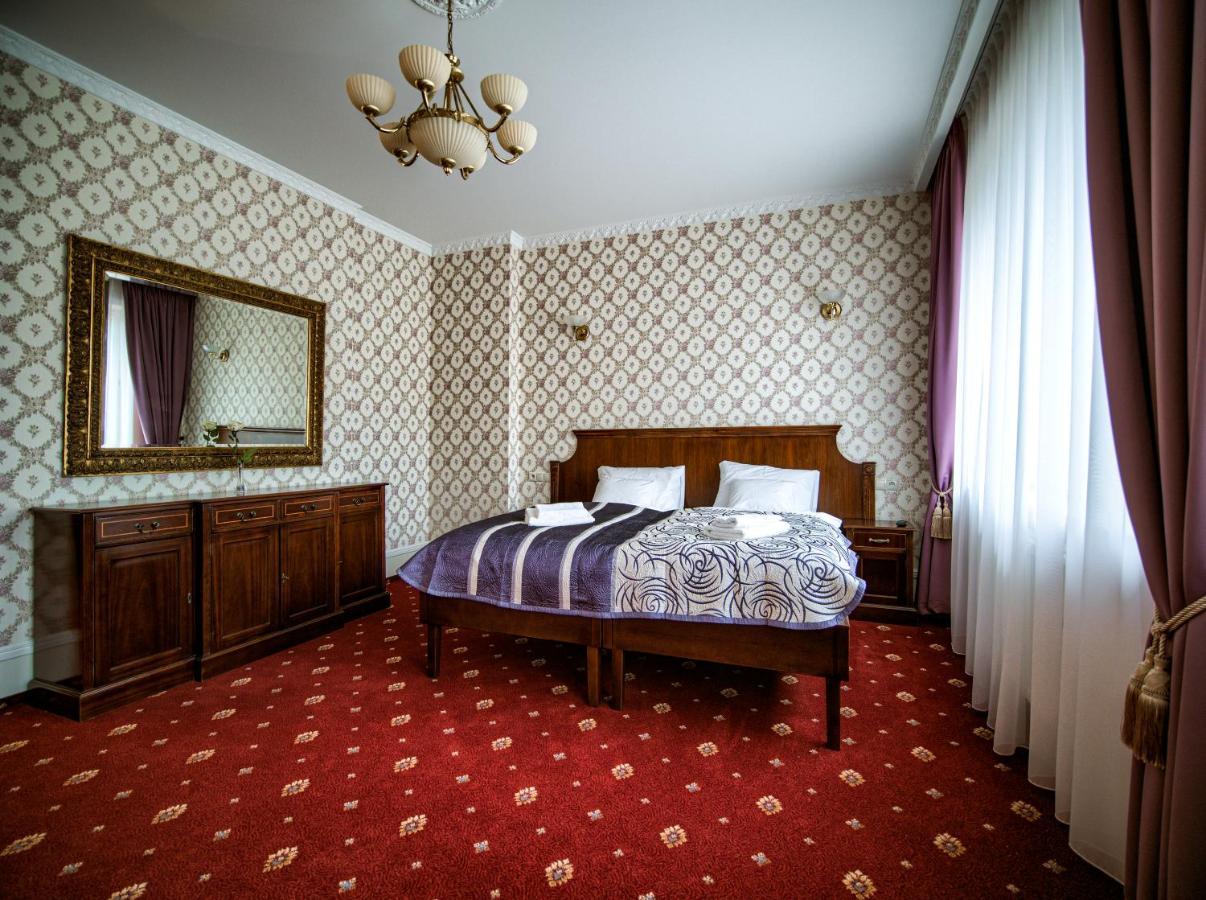 ApartHotel Hubertus Bialystok Bagian luar foto